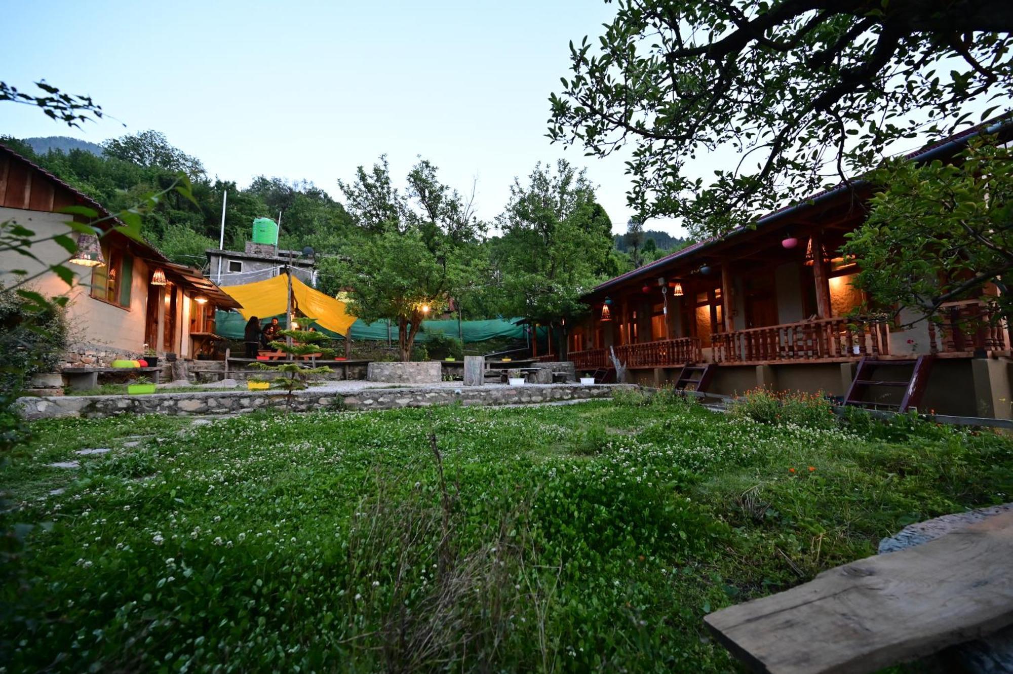 Himalayan Mud Resort Kasol Zewnętrze zdjęcie