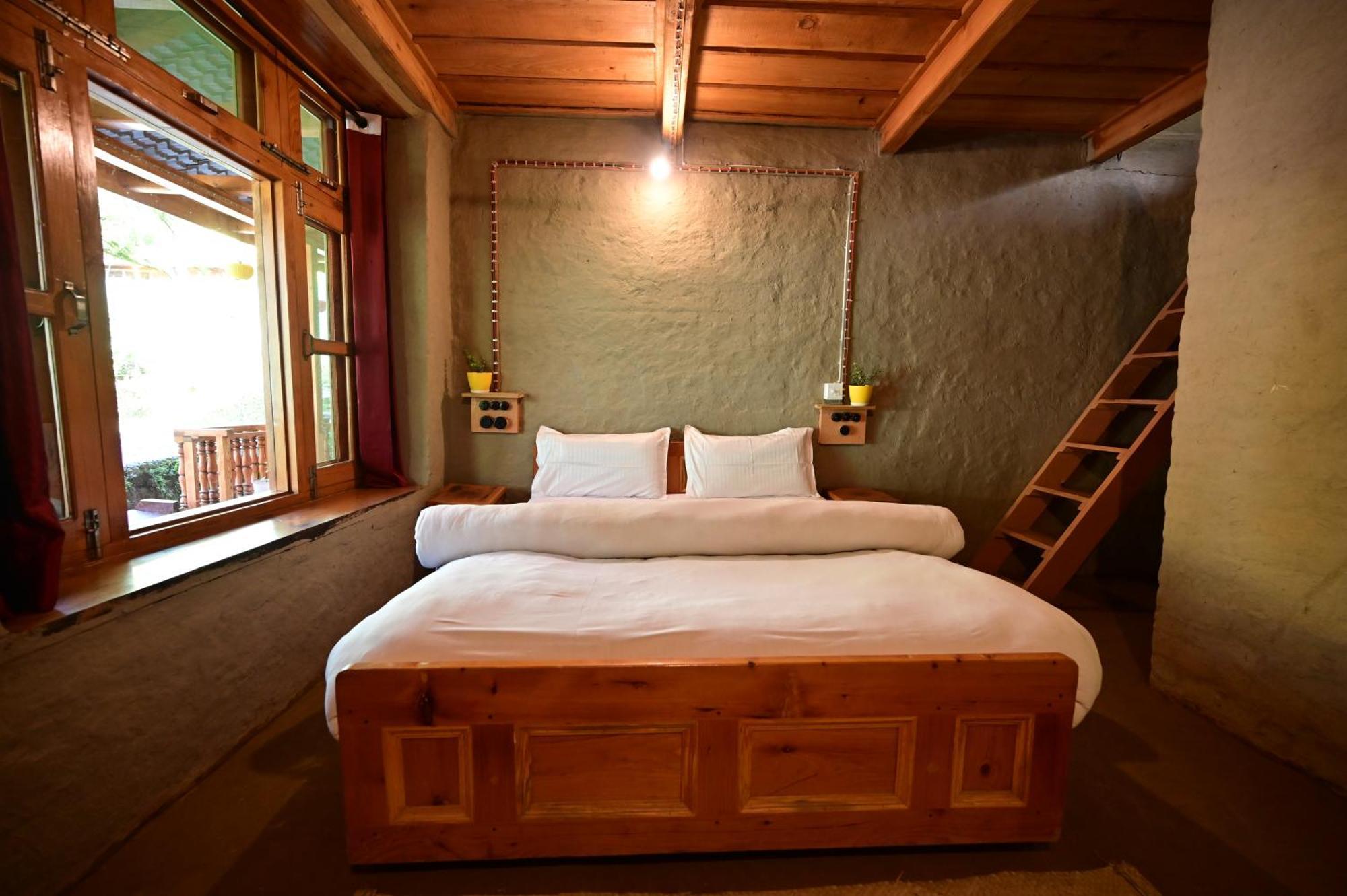 Himalayan Mud Resort Kasol Zewnętrze zdjęcie