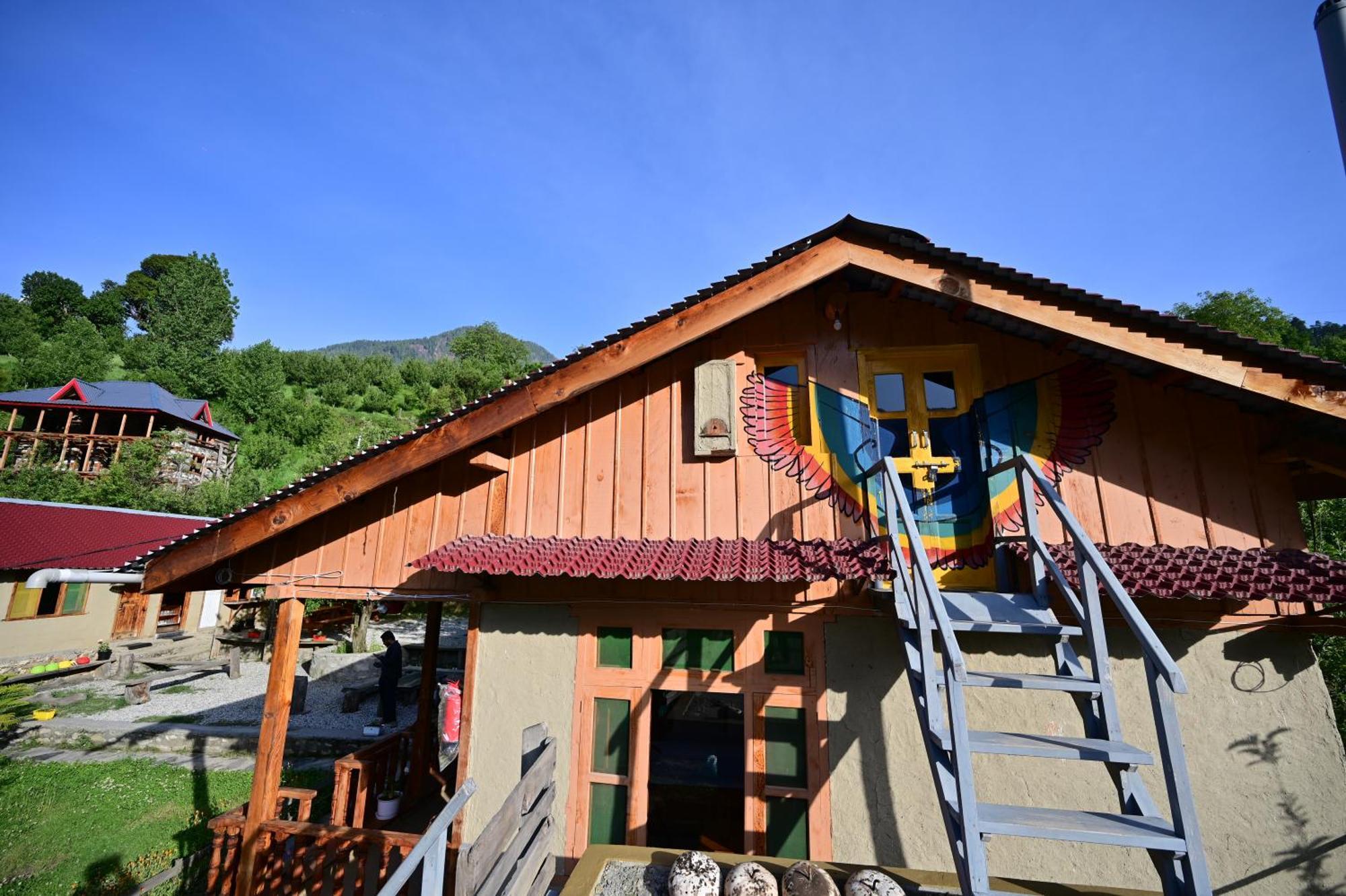 Himalayan Mud Resort Kasol Zewnętrze zdjęcie