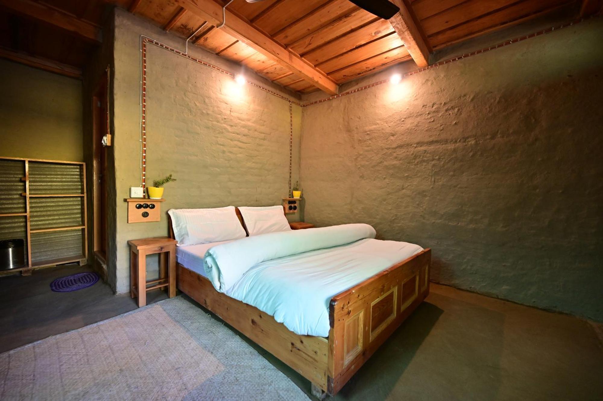 Himalayan Mud Resort Kasol Zewnętrze zdjęcie